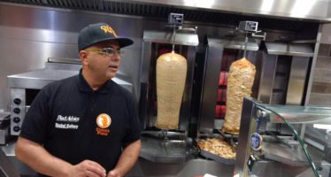Allereerste Turkse kebab-drive in Nederland komt in Arnhem